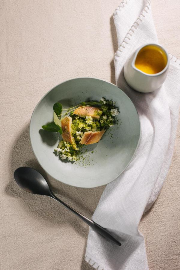 Andrássy Kúria&Spa Tarcal Exterior foto A dish of broccoli and goat's cheese